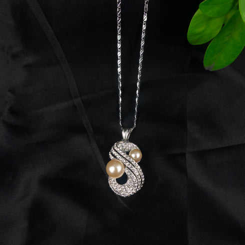 Sleek Pendent set D227